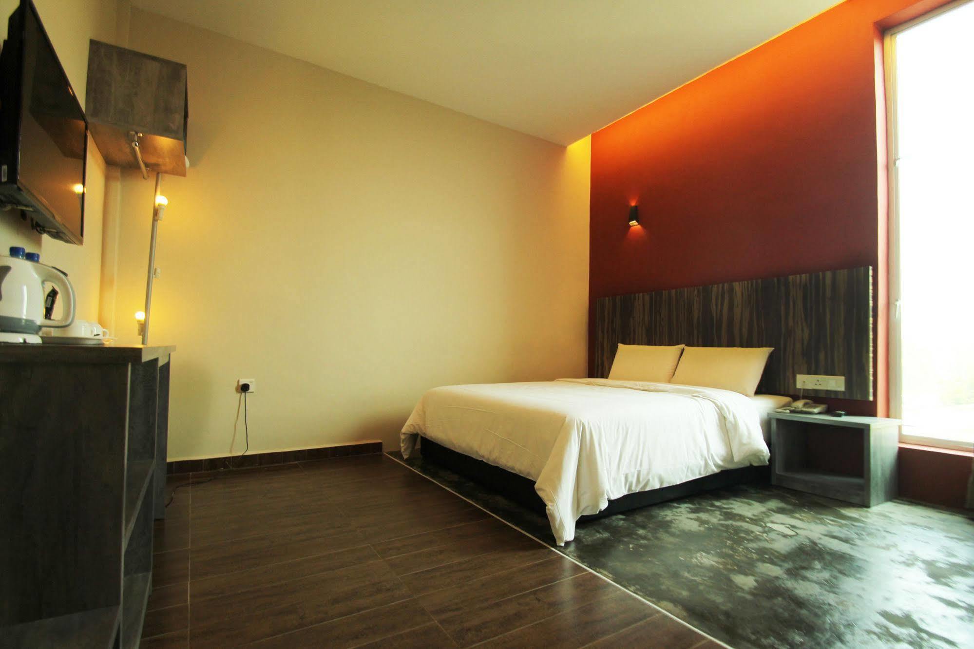 Eastville Residence Kuantan Exterior foto